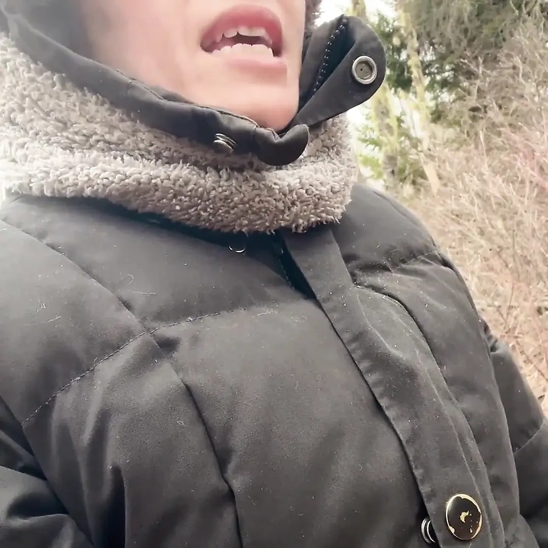 在森林里撒尿性感太酷了