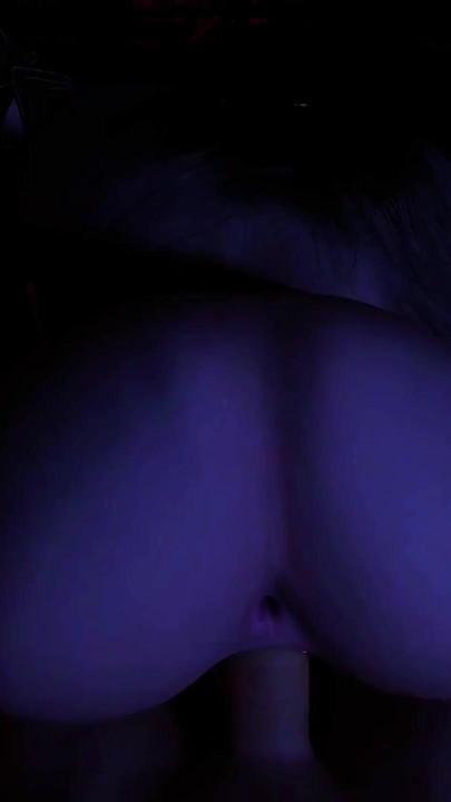 Tetonas guerreros sirven garganta profunda - animación 3D 278