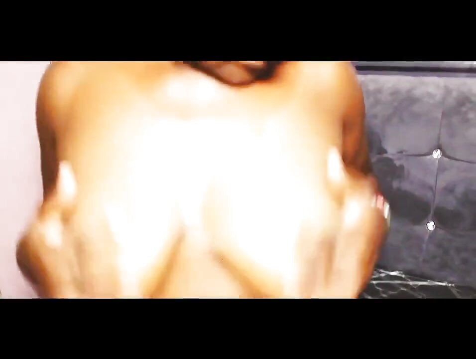 Striptýz koz a twerk