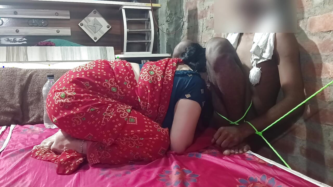 Sister-in-law tied up and fucked her own brother-in-law and masterbated in the room itself.