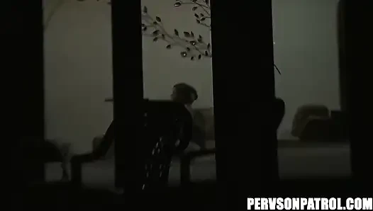 Mesum di patroli - victoria lawson suka dientot habis-habisan dan nggak peduli kalau ada yang nonton