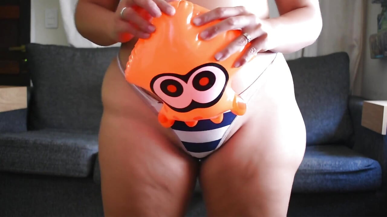 Hofter Closeup og Squish Splatoon Oppustelig - Bunny Looner