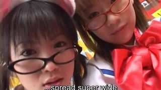 Ondertitelde Japanse cosplay virtuele masturbatie -ondersteuning