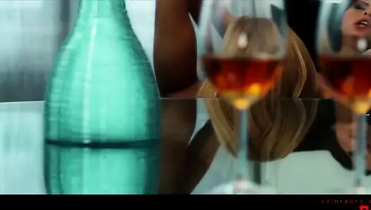 Dorothy Black ve Amabella'nın boşalmak için erkeğe ihtiyacı yok