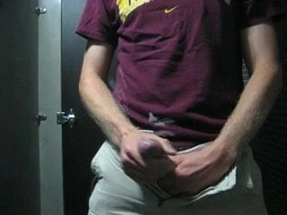Spraying my Spunk