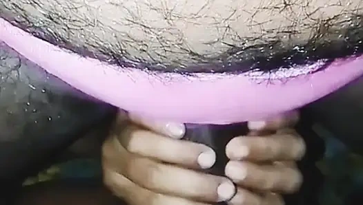 Mutlu aile ve ben ailenin pembe külotunu giyiyoruz, Lankalı çift videosu