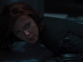 Scarlett Johansson, cur mare
