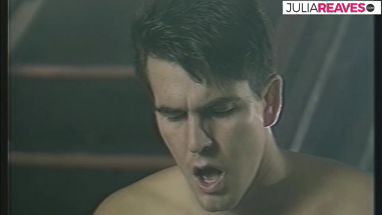 Hot girl gets fucked in different styles to a mouth cumshot