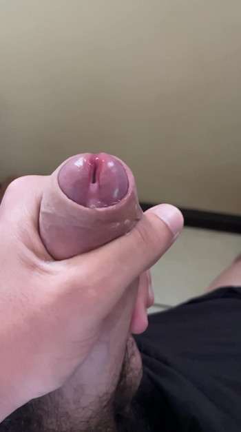 Pau drooling - Precum