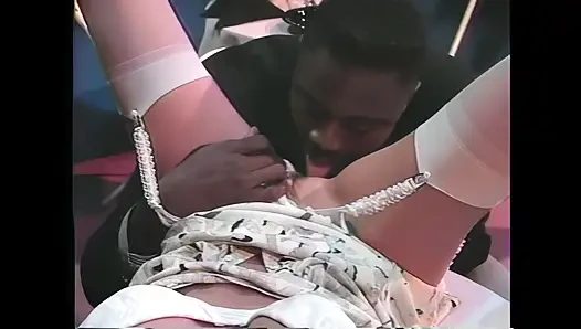 Heiße prinzessin liebt tiefe penetration