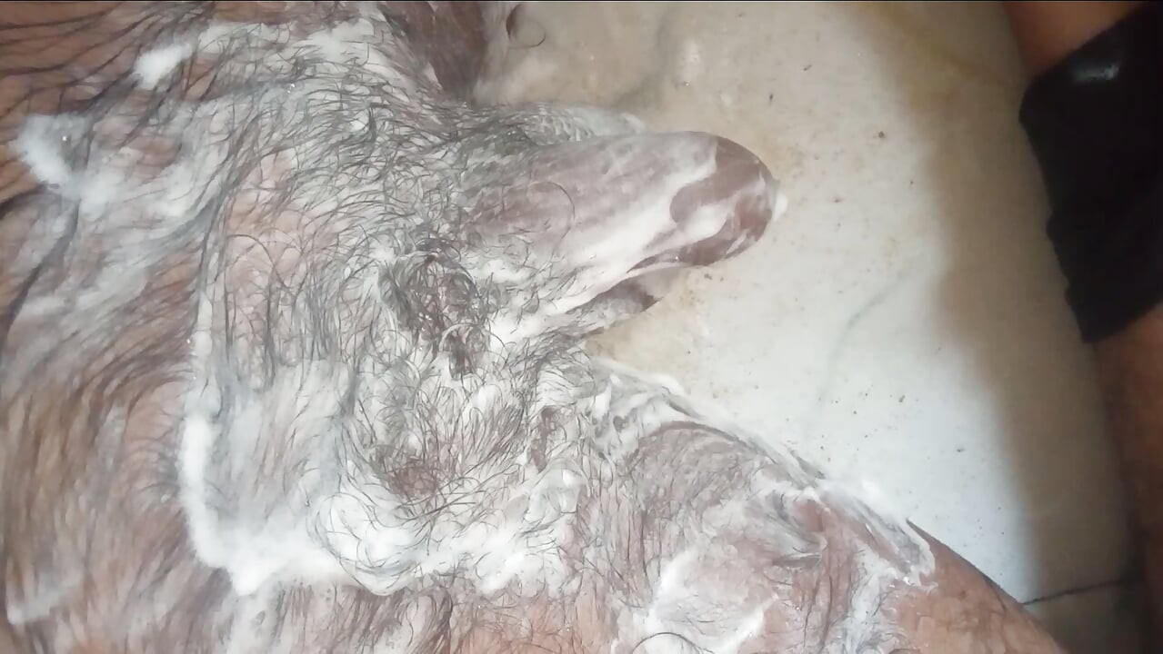 I have bathed your penis with soap and also put water.
