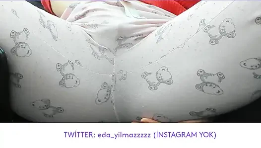 MASTURBASI DENGAN PIYAMA- MEMBELAI VAGINA DENGAN PIYAMA- PORNO TURKI