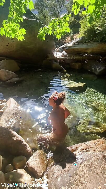 Jewish Milf Gets Creampied Under Half Dome
