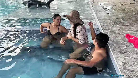Pertukaran peran panas seks pesta