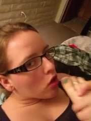 Sucking her toes