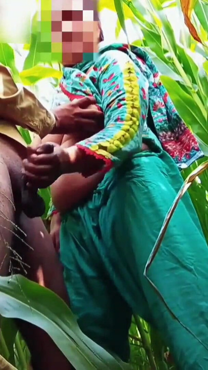 Hot Threesome hard fucking in outdoor | Clip 2
