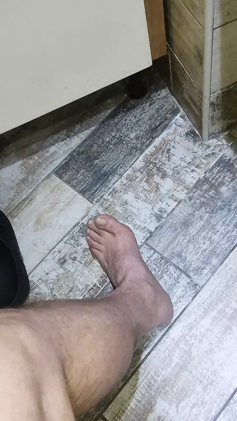 Chubby daddy relaxing jerking uncut cock watching porn