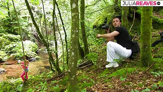 Sexy Shannya gets fucked after sucking a huge cock in the bushes