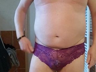 Sissyslave jantina 紫色内裤