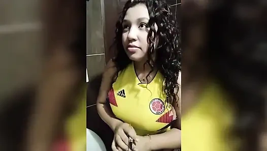 Ich denke, ich bin nicht genug von einer Frau für mich selbst Ehemann lehnt mich immer zurück, ich sage ihm, ich will ficken und alles endet falsch!