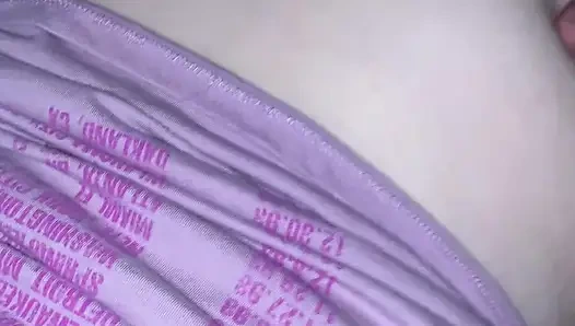 Tante semok kulit putih lagi asik seks anal sampai dicrot di dalam