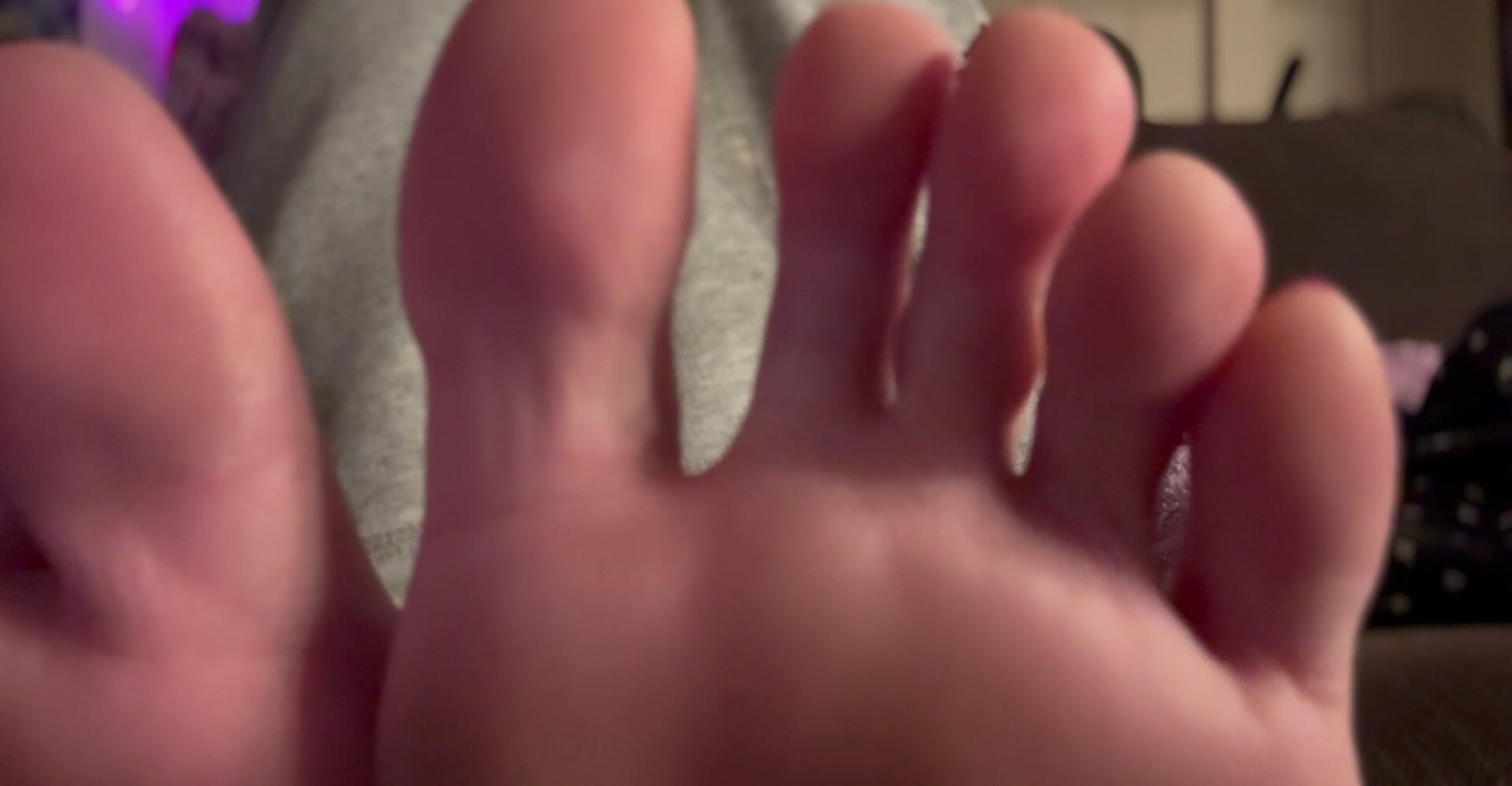 Artemisia Love Foot Fetish Sesh