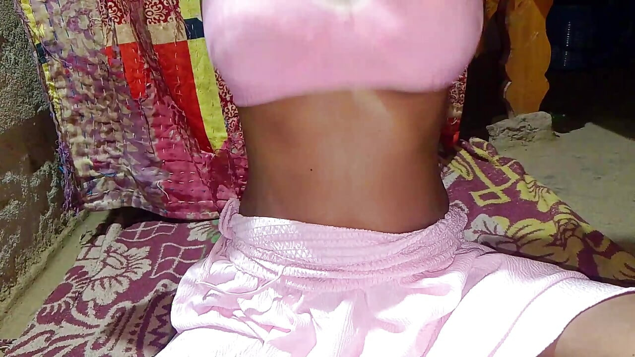 Bengali girl 18+ hot House bf hot Desi Boudi indian video....