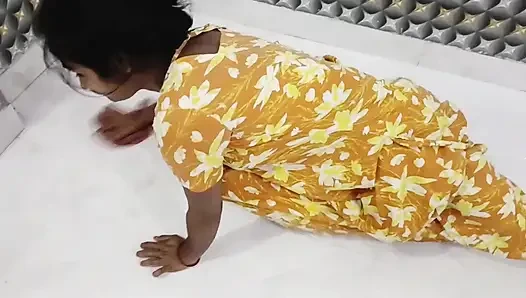 Horny Desi Babe Back Pain Massage Turns Into Passionate Blowjob & Cumshot on Tits