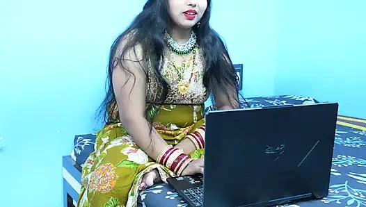 Amcam Ve Teyzemle Evine Geldiğimde, Kardeşim Beni Sözlerinin Içine Kaptırdı Ve Beni Sevişti.