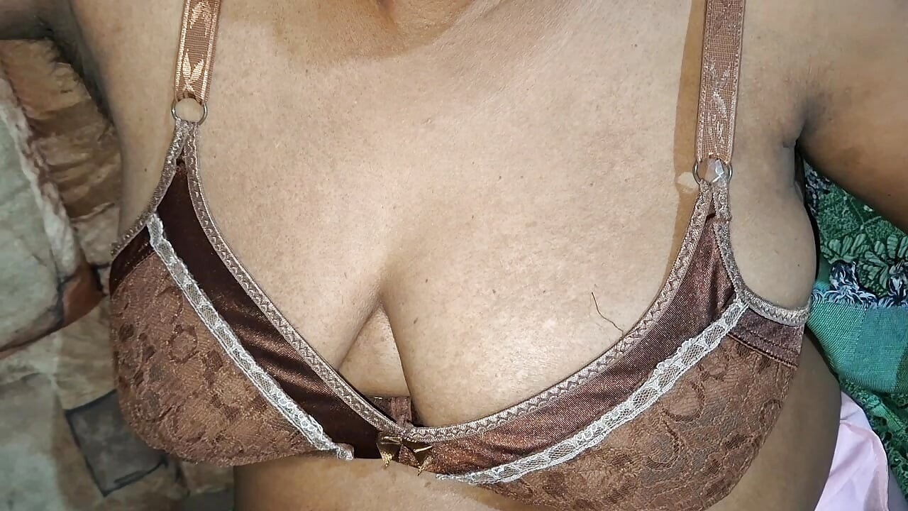 Aasialainen Milf Pornotähti virusvideo