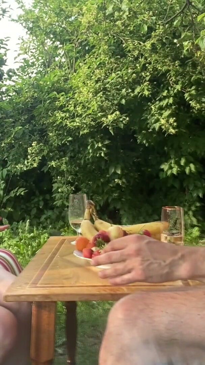 Foot fetish and feet worship from big tit MILF | Clip 1