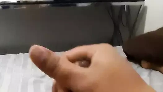 Küçük çük mastürbasyon süre izlerken porno