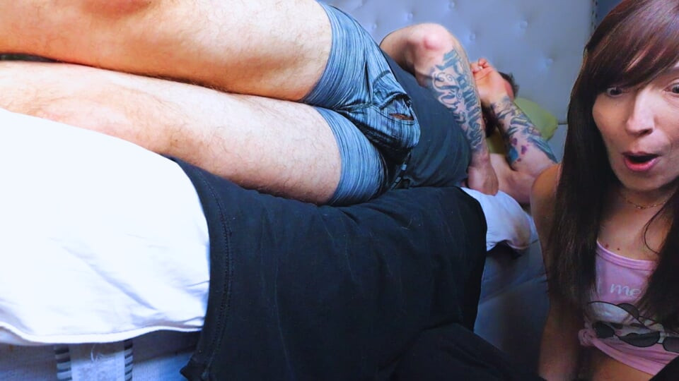Sneaky Step daughter finds her way to Step dads Dick - LOOKS YUM YUM
