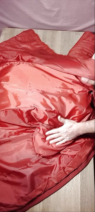 4 wytryski na słodką podszewkę czerwonej pani puffer