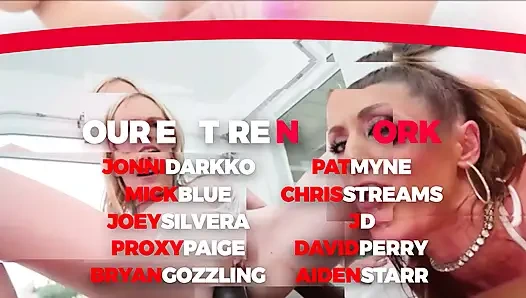 ЗЛОЙ АНГЕЛ - анальная королева REBEL RHYDER принимает тройной вагинальный в диком двойном проникновении, Гэнбэнг