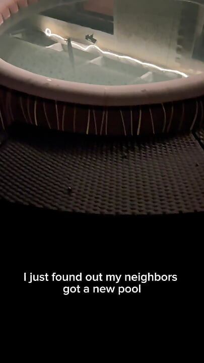 Public Risk: Masturbating in My Neighbor's Pool Until I Explode