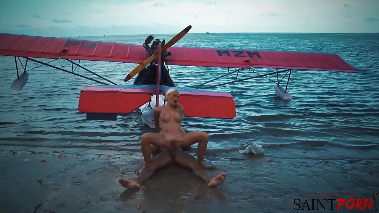Caylian Curtis Fucks a Pilot on a Secluded Island Beach