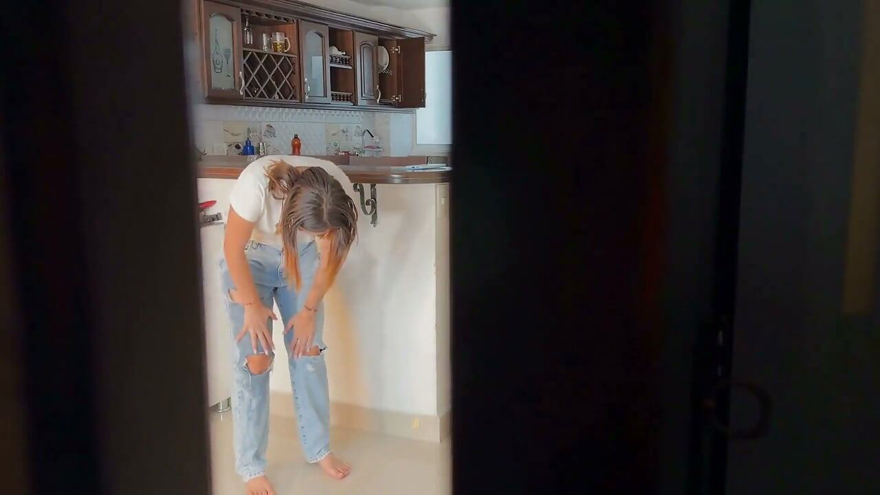 난 네가 나를 볼 수 있다는 걸 알고 몰래 오줌 싸기