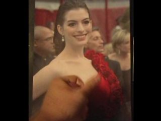 Éjacule sur Anne Hathaway n ° 10