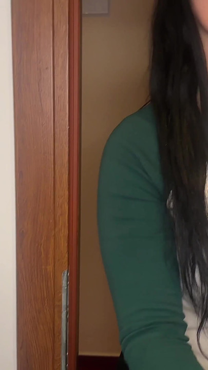 Vecinul Vecin Pierderea Cheilor a Fost O Scuză Pentru a Te Fute. O Vecină Sexy Vrea Pula În Pizdă