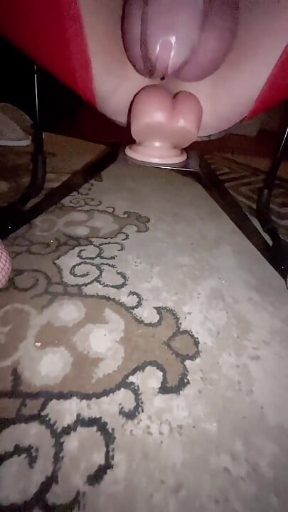 Mariquita Rebotando Con Consolador