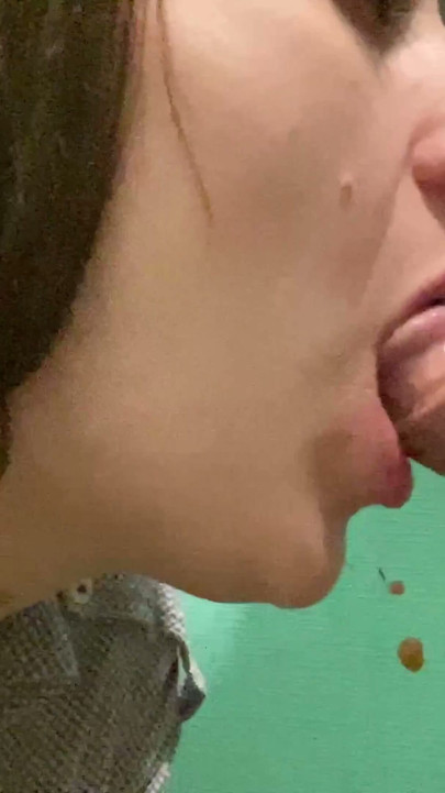 The mistress sucked all my sperm in her mouth | Clip 1