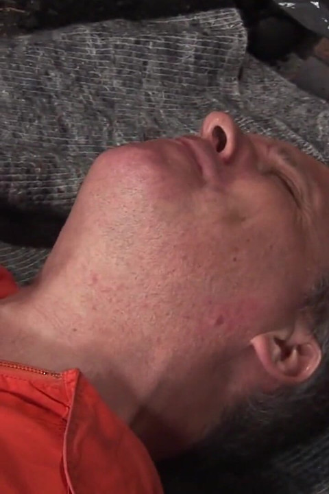 Brunette MILF gets facial jizz after stud bangs her from behind