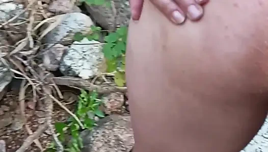 АНАЛ на реке во время похода