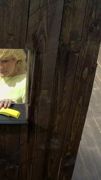 Powerful moment from "Czech Fantasy E04: Fucking Fastfood"