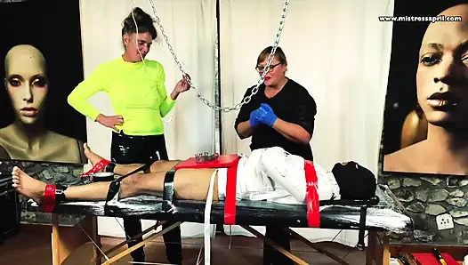 Домина госпожа April - исправи его вниз, Xhv