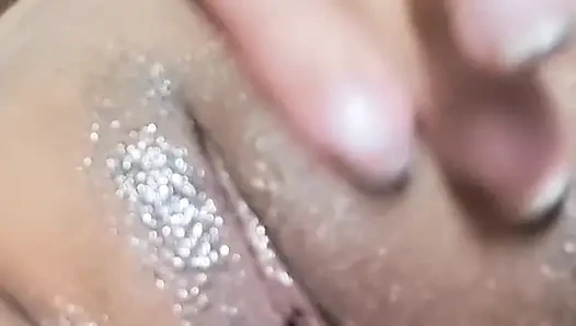 My horny stepdaughter asked me to massage her ass before sleeping with my wife.