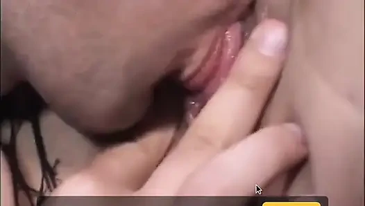 Sexy muschi mit riesigen möpsen lecken, ficken, fingern ... sperma auf titten