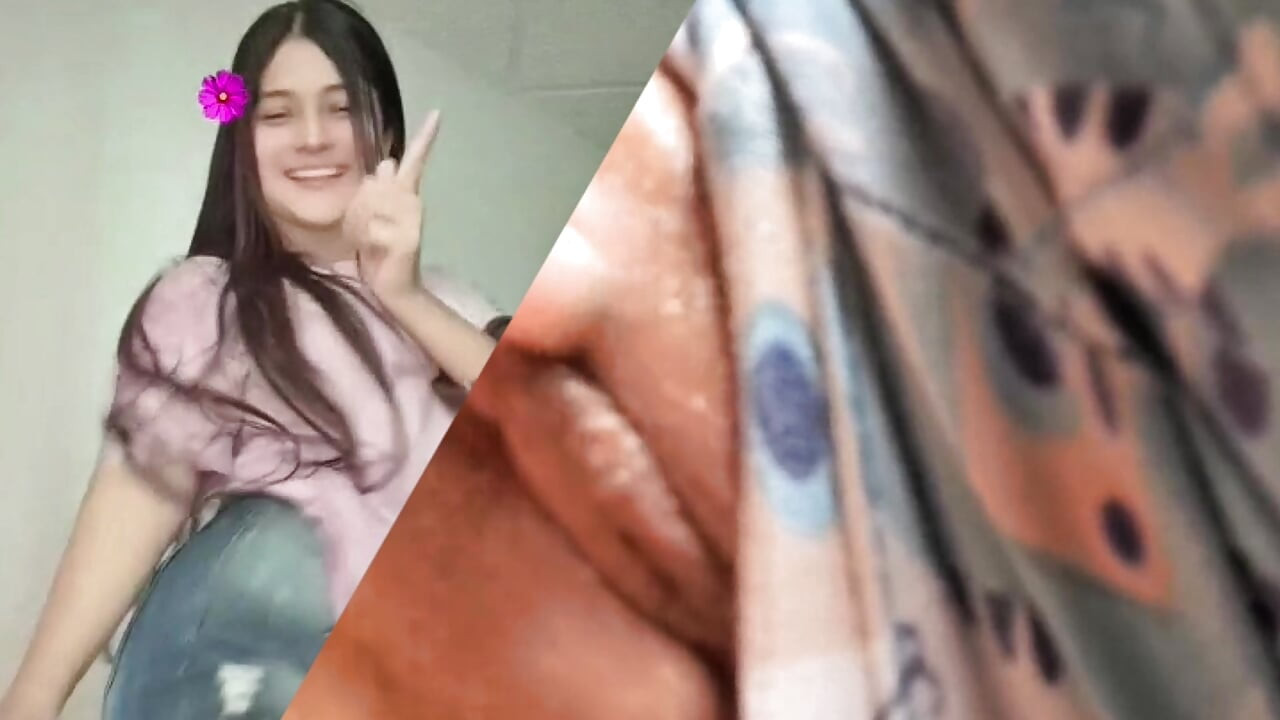 Eu me masturbo com meu padrasto, mostro meus peitos grandes para ele