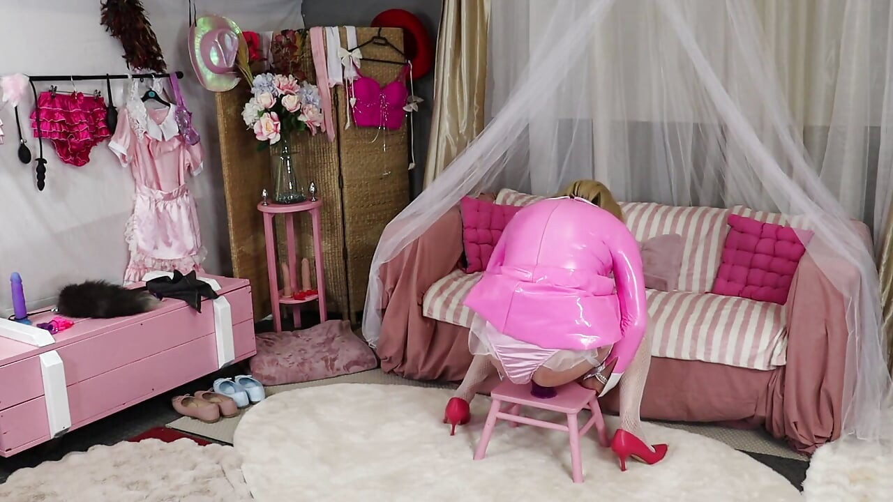 Sissy Dee Playing in Her New Room When Lady Fee Joins Her